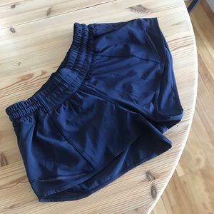 Lululemon Hotty Hot Low Rise 2.5 Navy